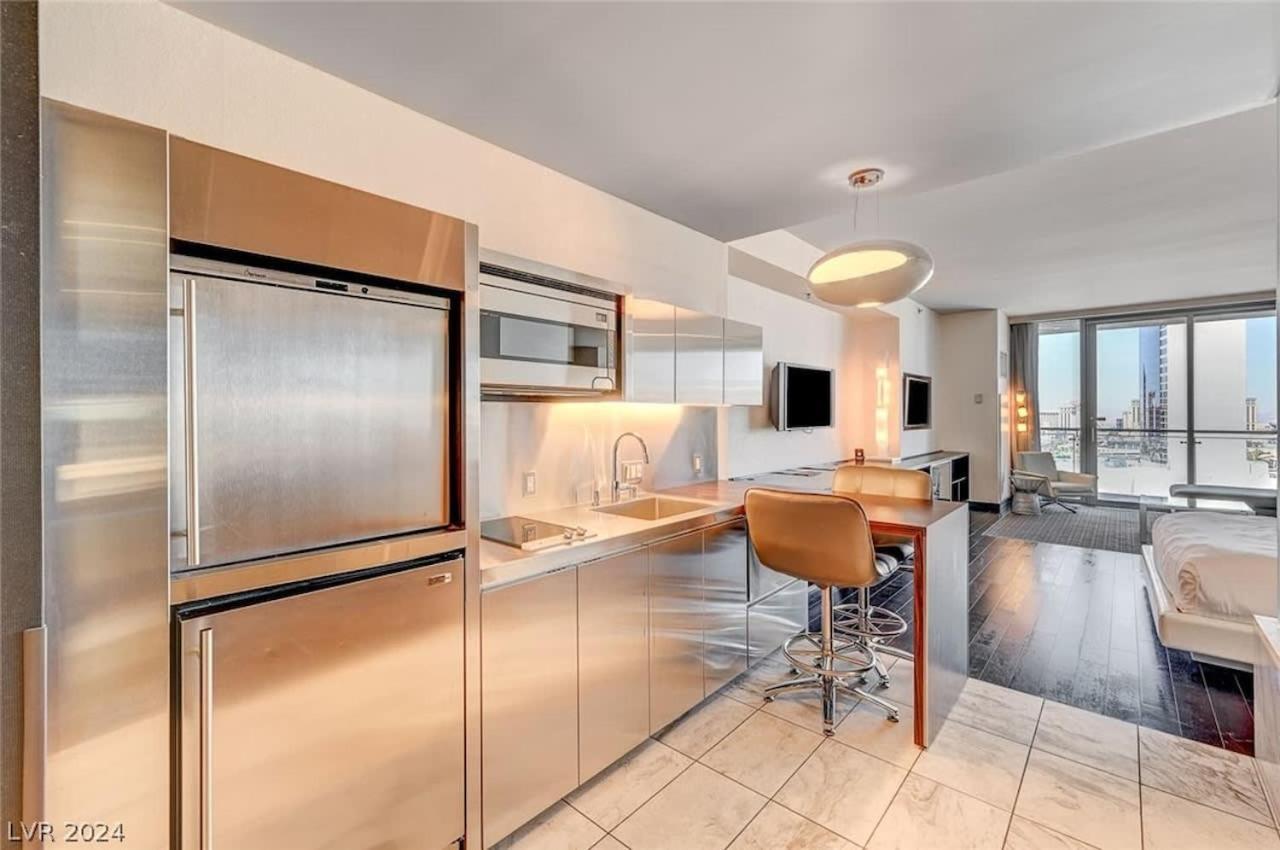 Palms Strip View & Balcony Access 36316 Apartamento *